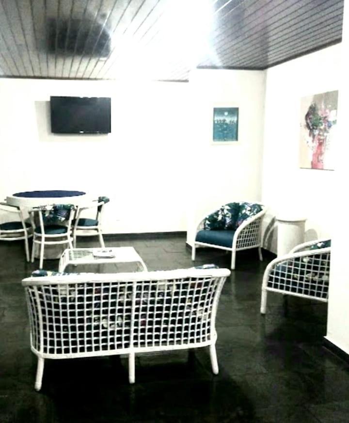 Suites Mancini 2 Гуаружа Экстерьер фото